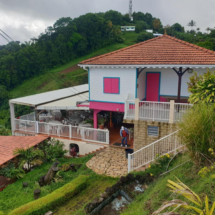 Villa Les Hameaux Du Morne Des Cadets Fond-Saint-Denis Zimmer foto