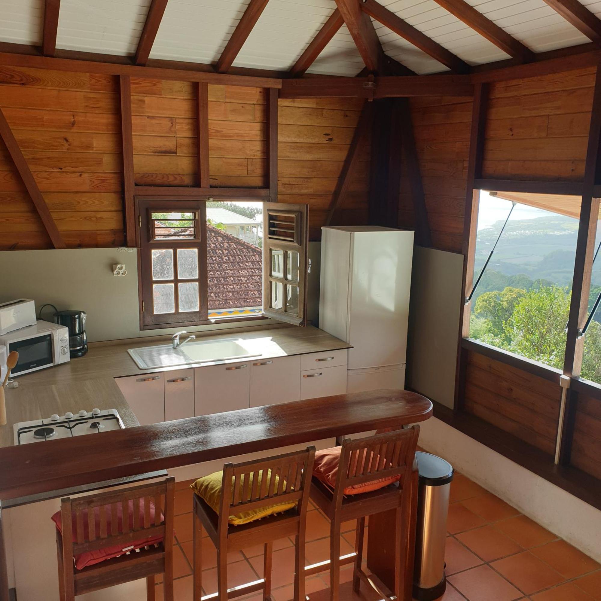 Villa Les Hameaux Du Morne Des Cadets Fond-Saint-Denis Zimmer foto